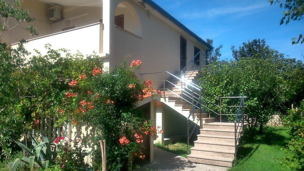 Apartments Vlasici Exterior photo
